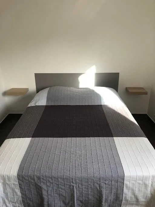Logement 60 M2 Au Calme Piscine Et Flipper Grimaud