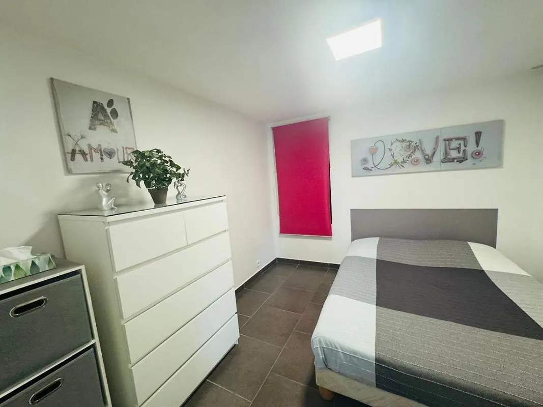 Logement 60 M2 Au Calme Piscine Et Flipper Grimaud France